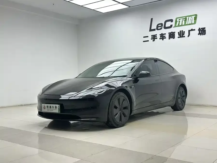 Tesla Model 3 2023