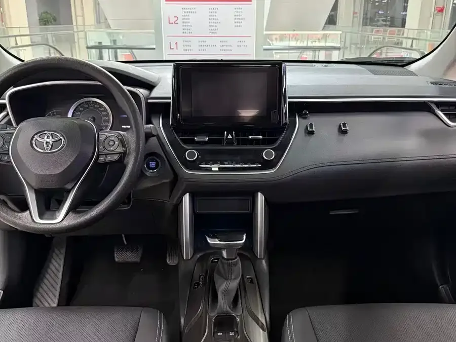 Toyota Frontlander Fenglanda 2022 2.0L CVT Luxury Edition 2022 — миниатюра 2