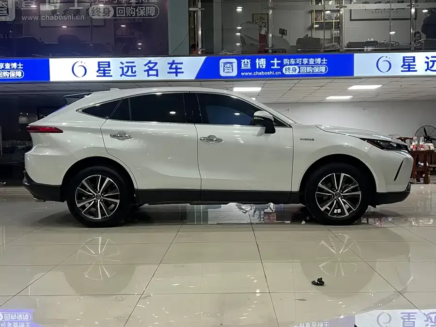 Toyota Lingfang HARRIER Lingfang Harrier 2023 Dual Engine 2.5L CVT 2WD Luxury Edition 2024 — миниатюра 5