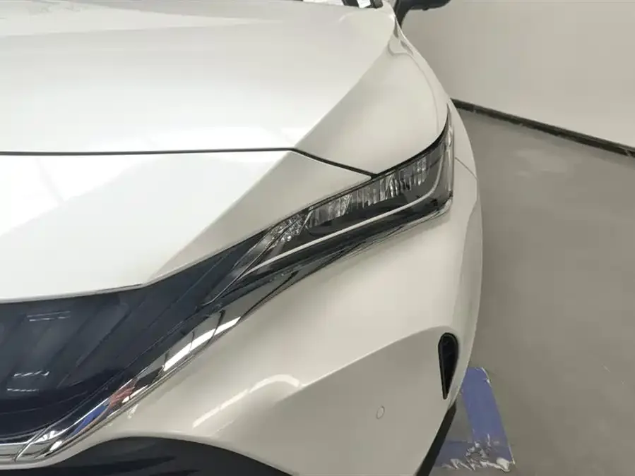 Toyota Lingfang HARRIER Lingfang Harrier 2022 2.0L CVT 2WD Luxury Edition 2023 — миниатюра 2