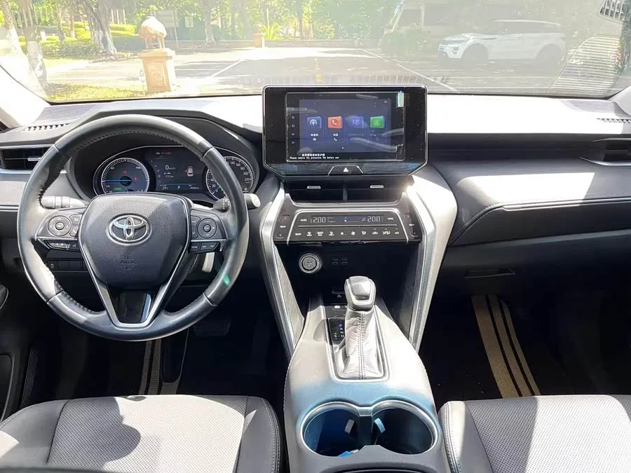 Toyota Lingfang HARRIER Lingfang Harrier 2022 Dual Engine 2.5L CVT 2WD Luxury Edition 2023 — миниатюра 2