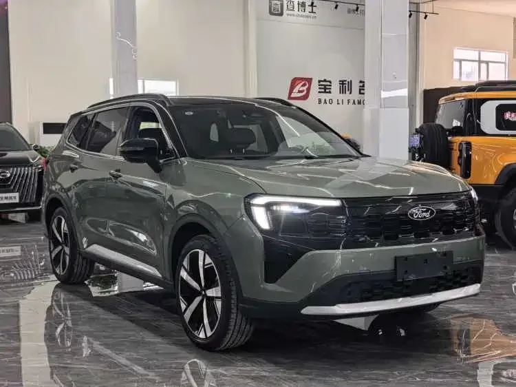 Ford Lingrui 2025 EcoBoost 170 Premium Plus 2024 — фото 1, купить с доставкой в Москву