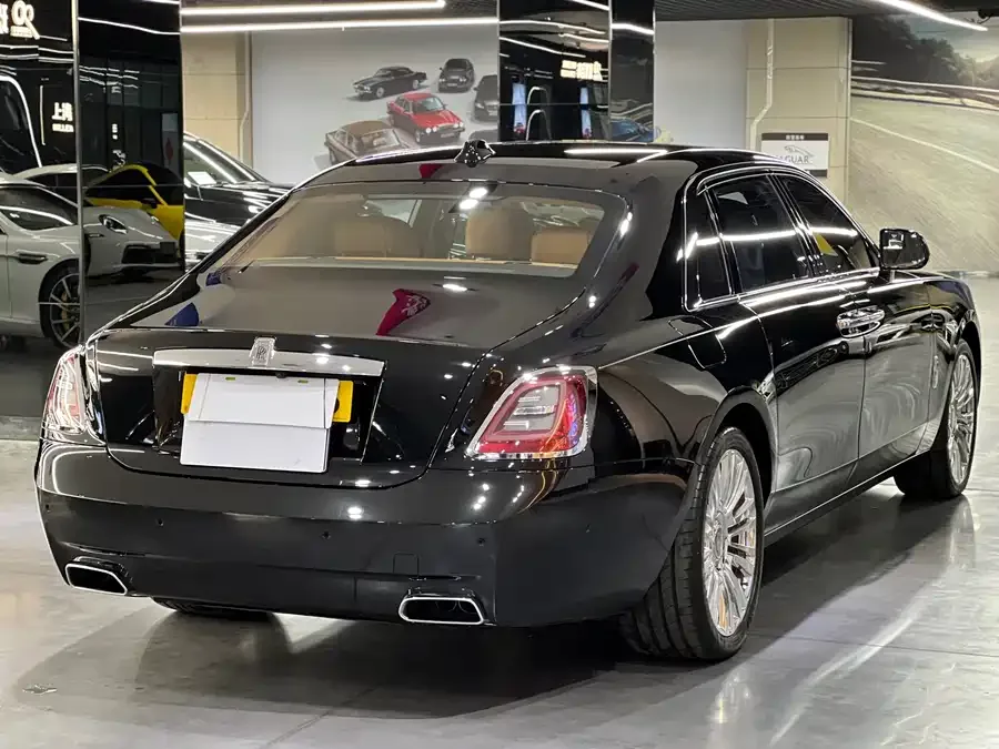 Rolls-Royce Ghost Ghost 2021 6.7T long wheelbase version 2025 — миниатюра 2