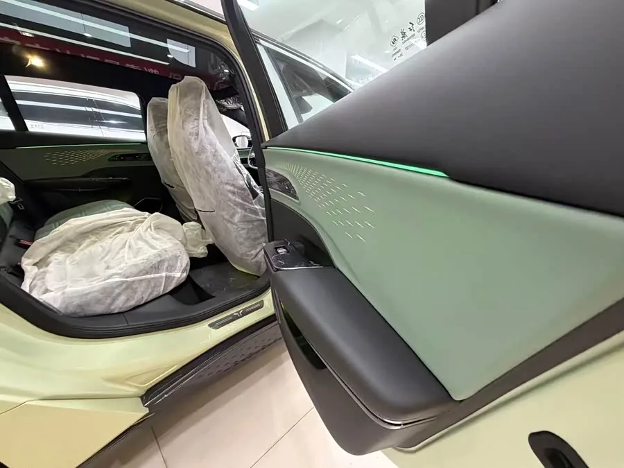 Hongqi EH7 Hongqi EH7 2024 640 Pro+ 4WD version 2025 — миниатюра 4