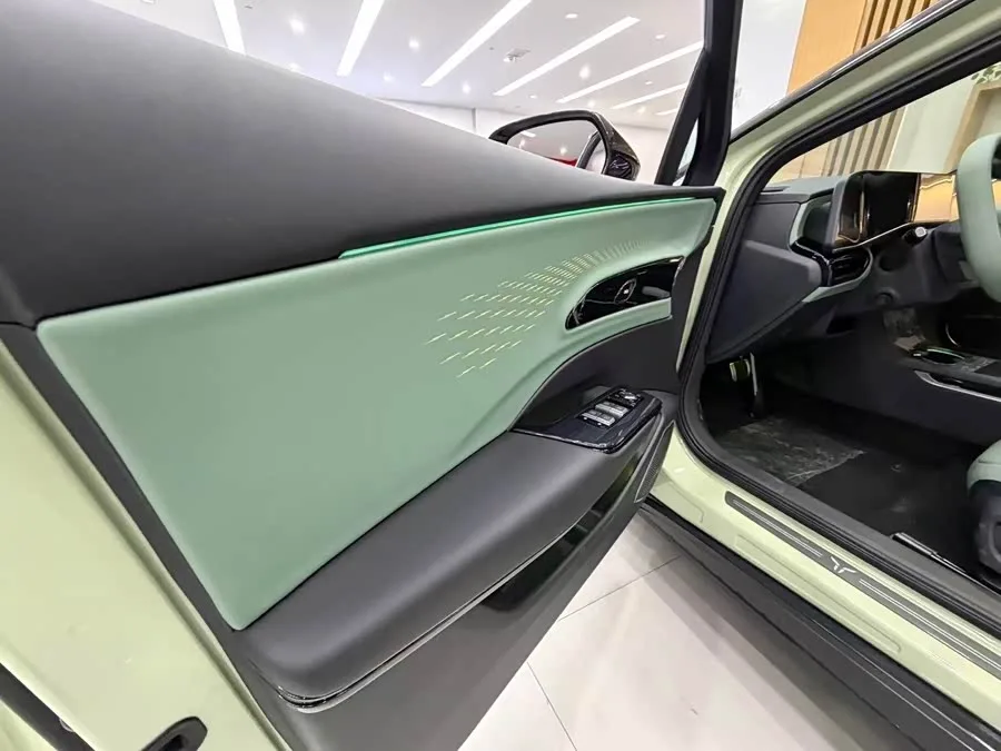 Hongqi EH7 Hongqi EH7 2024 640 Pro+ 4WD version 2025 — миниатюра 5