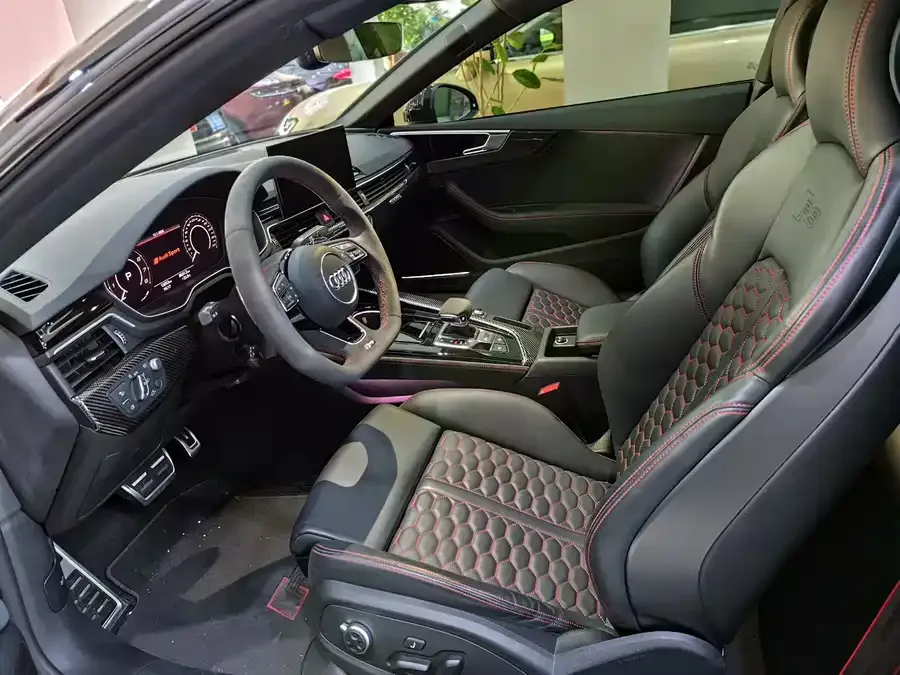 Audi RS 5 2023 2.9T Coupe Obsidian Edition 2023 — миниатюра 3