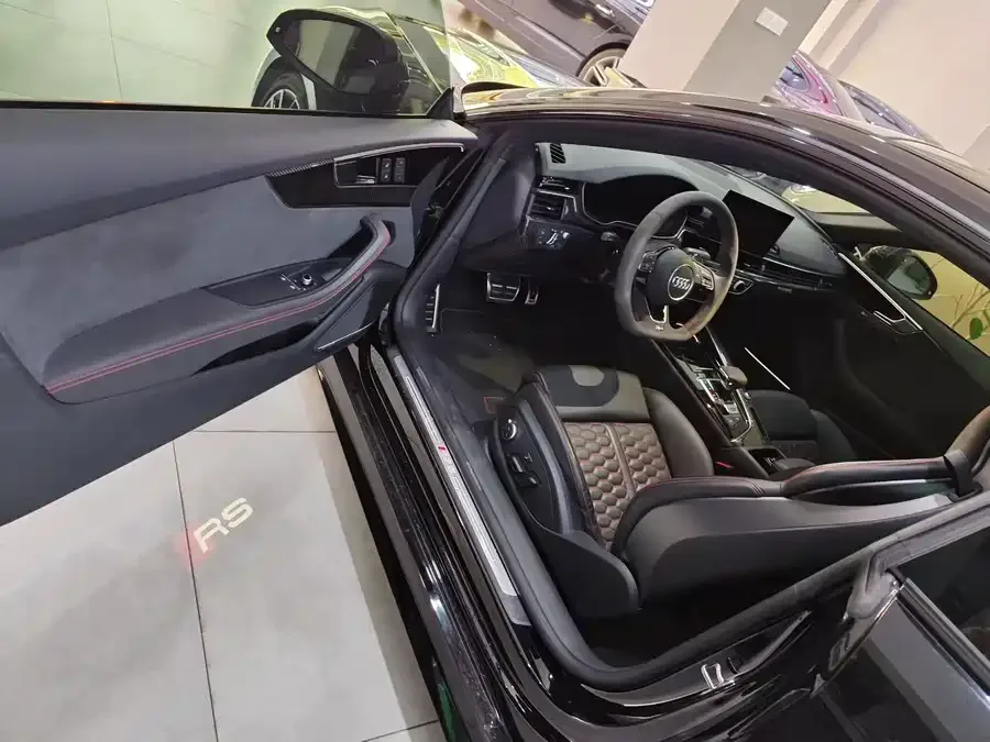 Audi RS 5 2023 2.9T Coupe Obsidian Edition 2023 — миниатюра 5