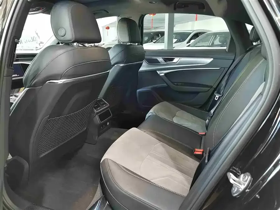 Audi A6L New Energy 2022 55 TFSI e quattro 2023 — миниатюра 3