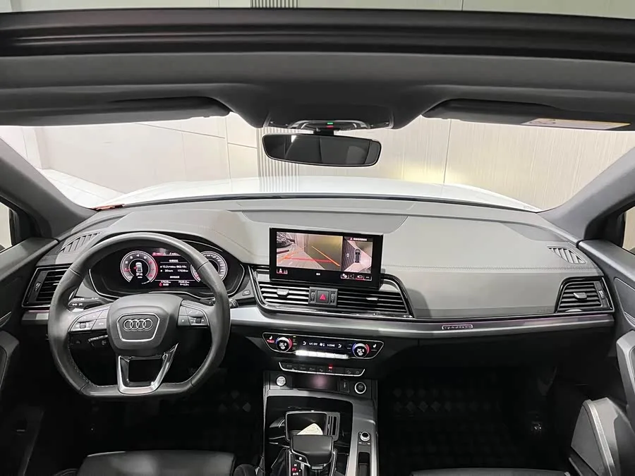 Audi Q5L Sportback 2022 40 TFSI Fashion Edition 2023 — миниатюра 3