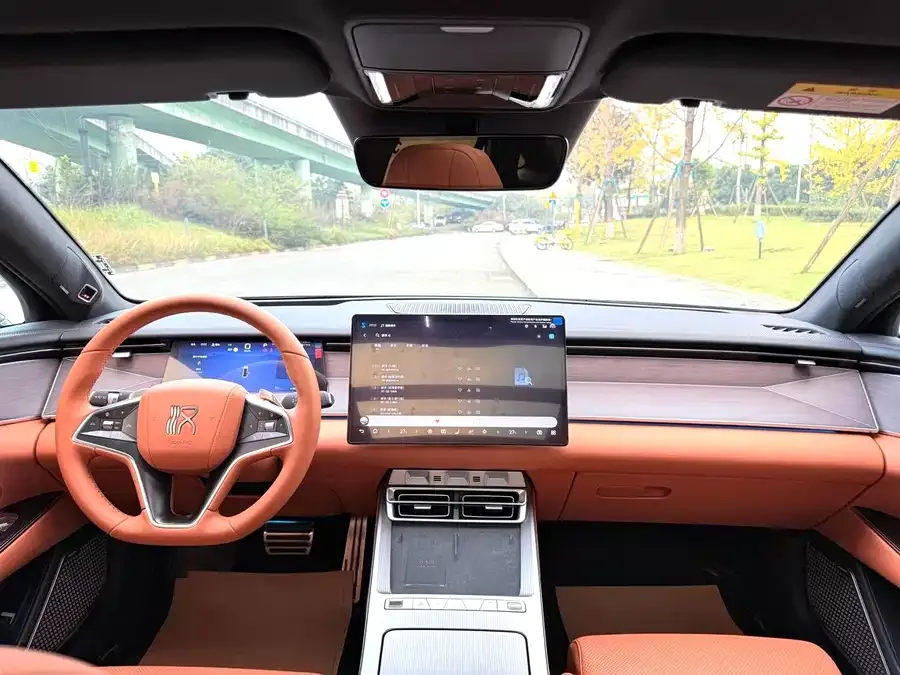 BYD Han L Han L 2025 EV Four-wheel Drive LiDAR Flagship Model 2025 — миниатюра 4