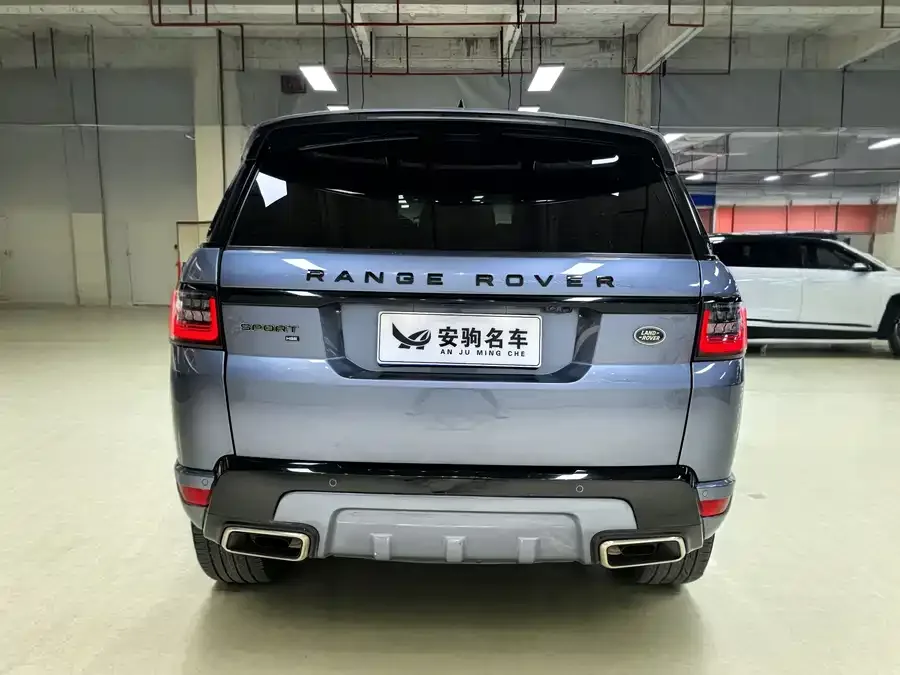 Land Rover Range Rover Sport Range Rover Sport 2022 3.0 L6 Black Edition 2022 — миниатюра 2