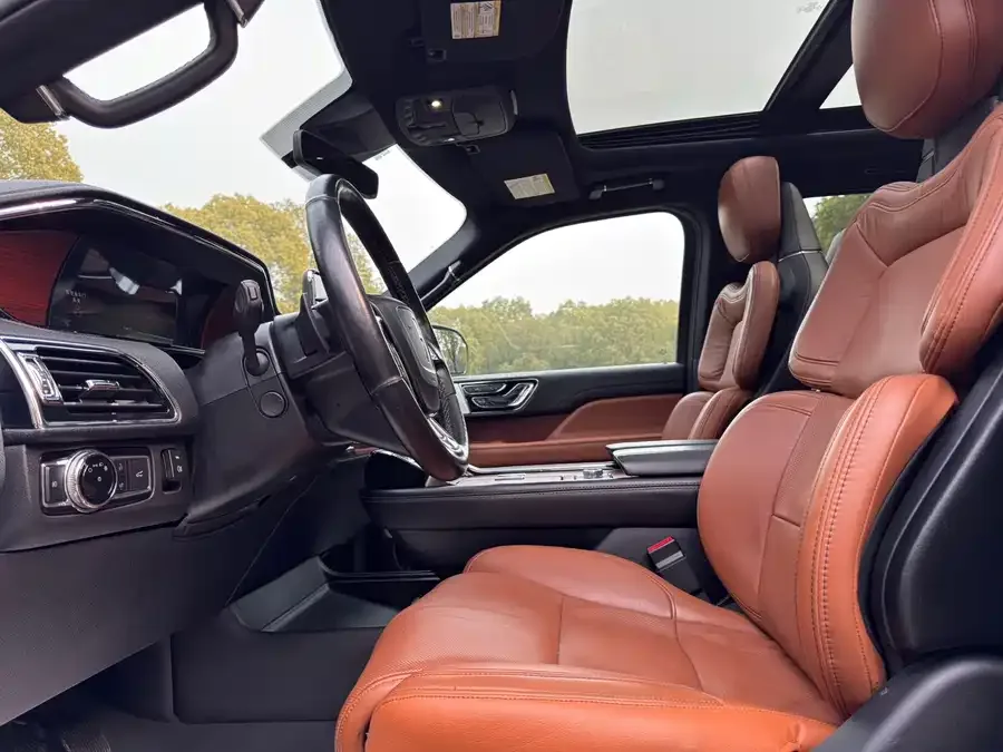 Lincoln Navigator Navigator 2022 3.5T Long Axis Presidential Edition 2022 — миниатюра 5