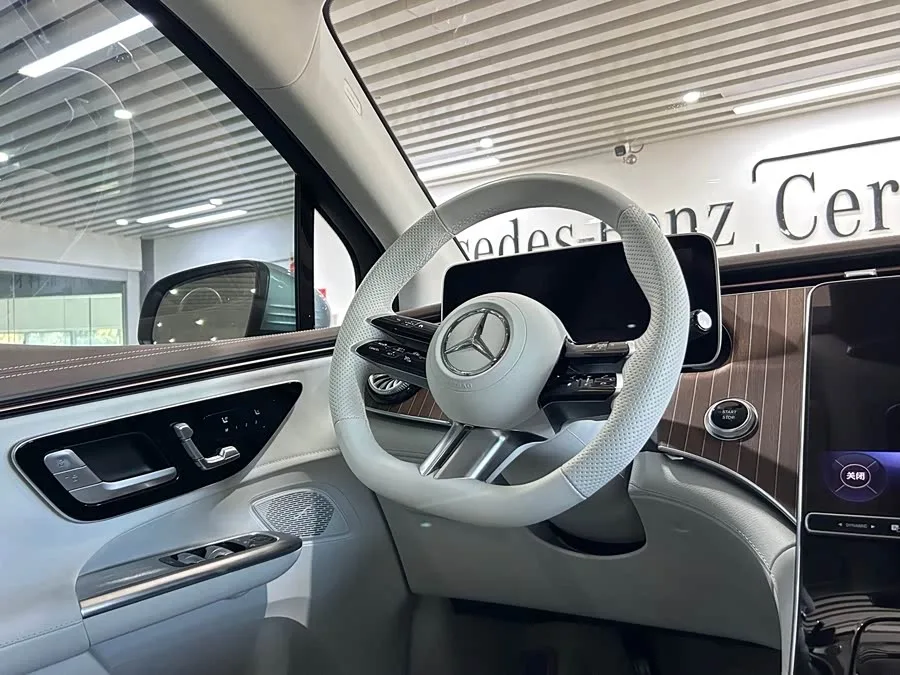 Mercedes-Benz EQE SUV Mercedes-Benz EQE SUV 2024 350 4MATIC Luxury Edition 2024 — миниатюра 3