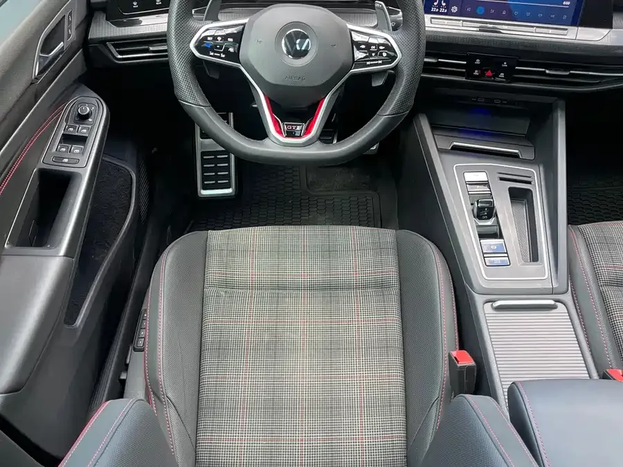 Volkswagen GOLF GTI Golf GTI 2023 380TSI DSG GTI 2022 — миниатюра 3