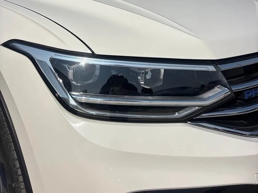 Volkswagen Tiguan L New Energy Tiguan L New Energy 2021 430PHEV Plug-in Hybrid Premium Edition 2022 — миниатюра 3