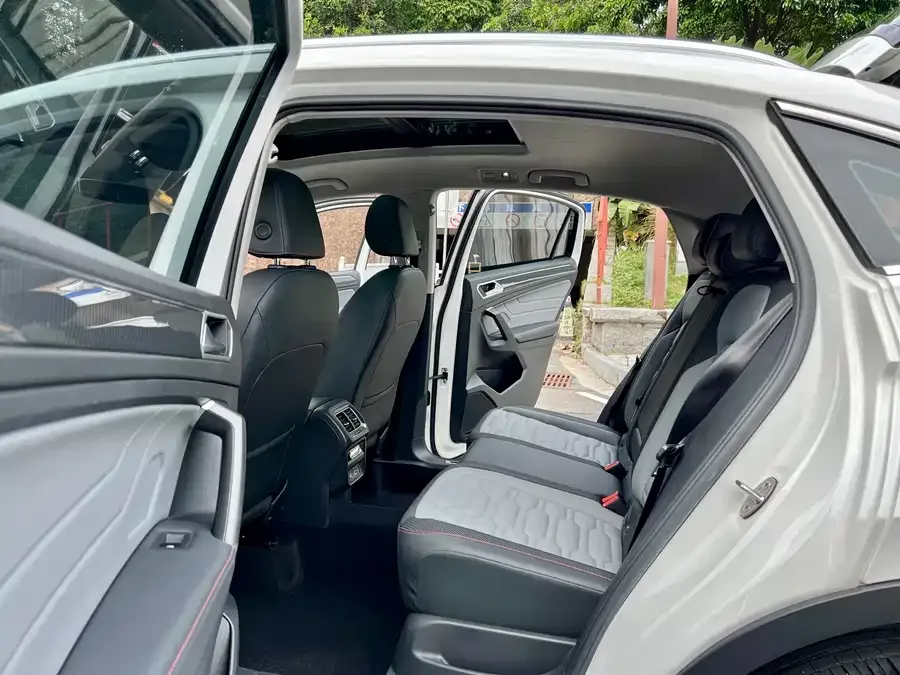 Volkswagen Tiguan X Tiguan X 2022 330TSI 2WD Enjoy Edition 2022 — миниатюра 4