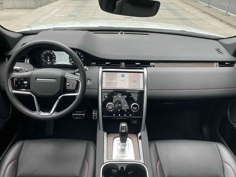 Land Rover Discovery Sport New Energy Discovery Sport New Energy 2022 Model P300e Plug-in Electric Hybrid Version 2023 — миниатюра 5