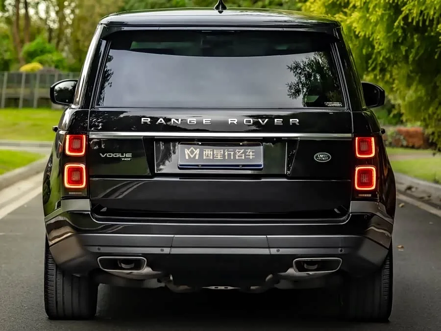Land Rover Range Rover Range Rover 2022 3.0 L6 400PS Legendary Extended Classic Edition 2022 — миниатюра 4