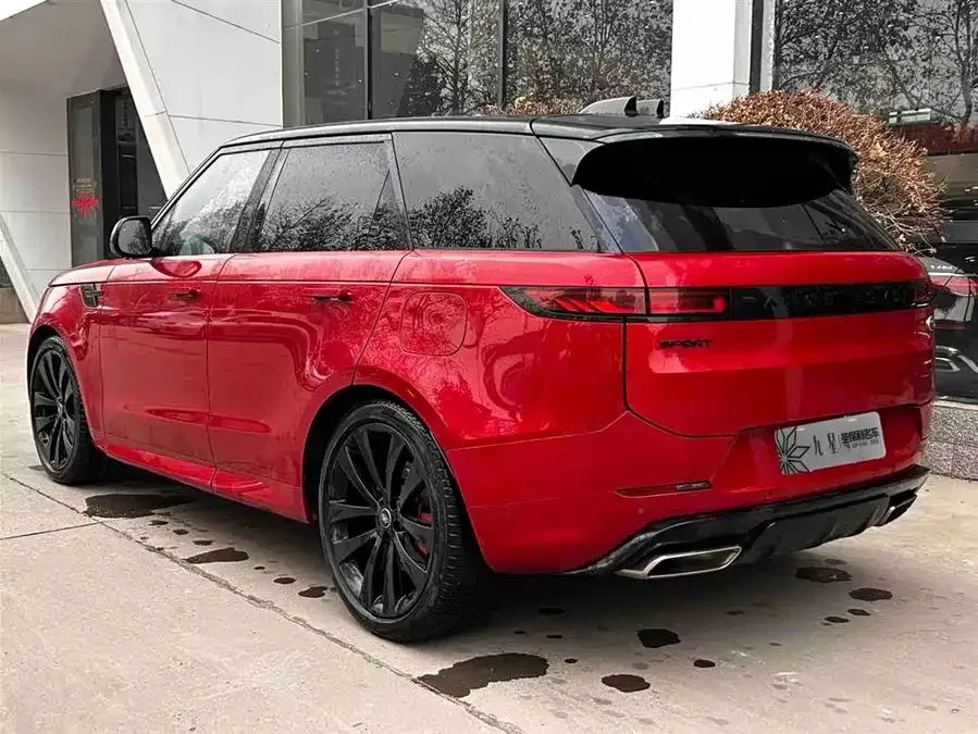 Land Rover Range Rover Sport New Energy Range Rover Sport New Energy 2023 P510e Plug-in Electric Hybrid First Edition 2024 — миниатюра 2