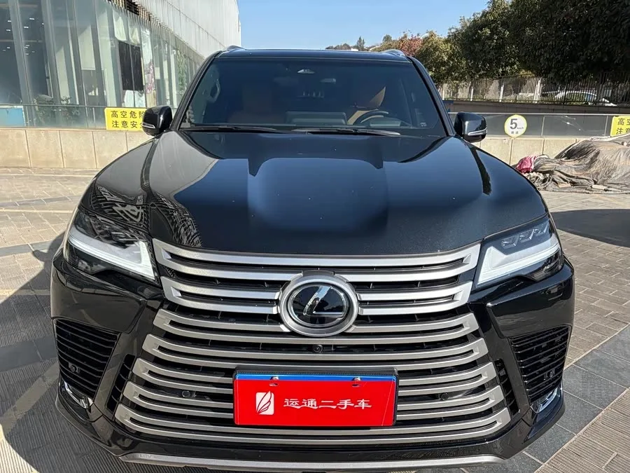 Lexus LX 2025