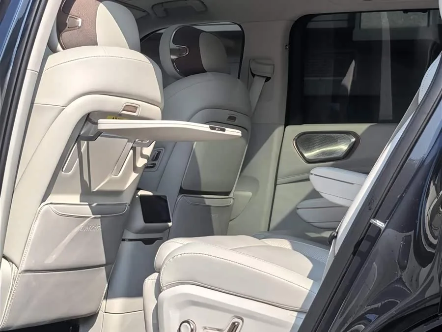 Lynk & Co 900 Lynk & Co 900 2025 2.0T Ultra 2025 — миниатюра 5