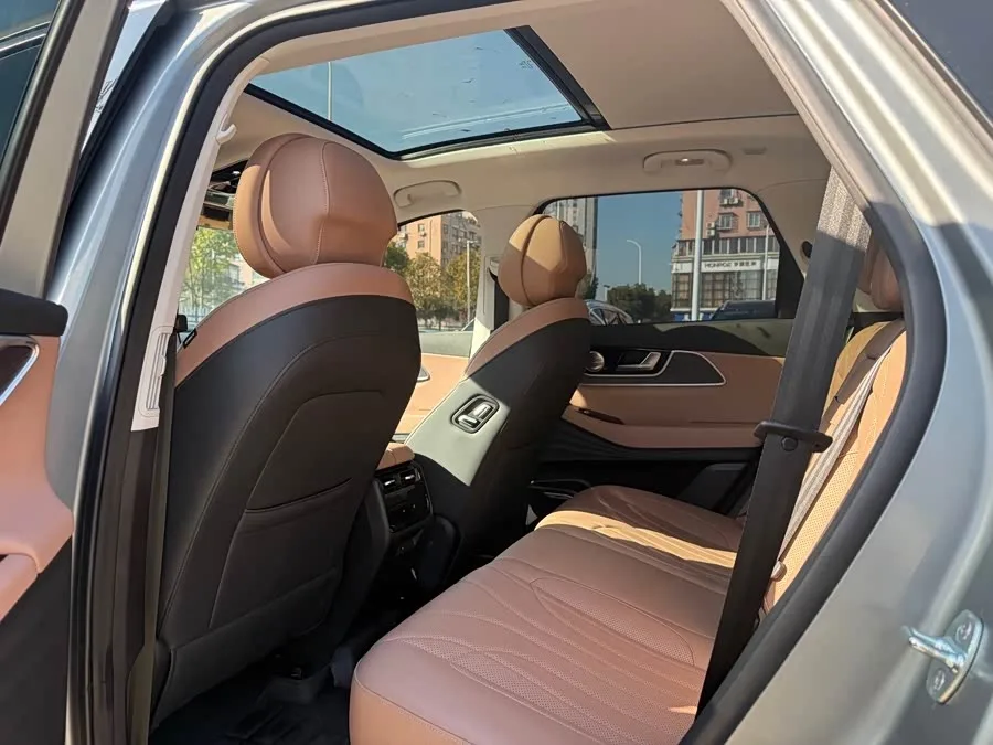 Chery Tiggo 8L Chery Tiggo 8L 2025 2.0T 2WD Changhong Edition 5-seater 2024 — миниатюра 5