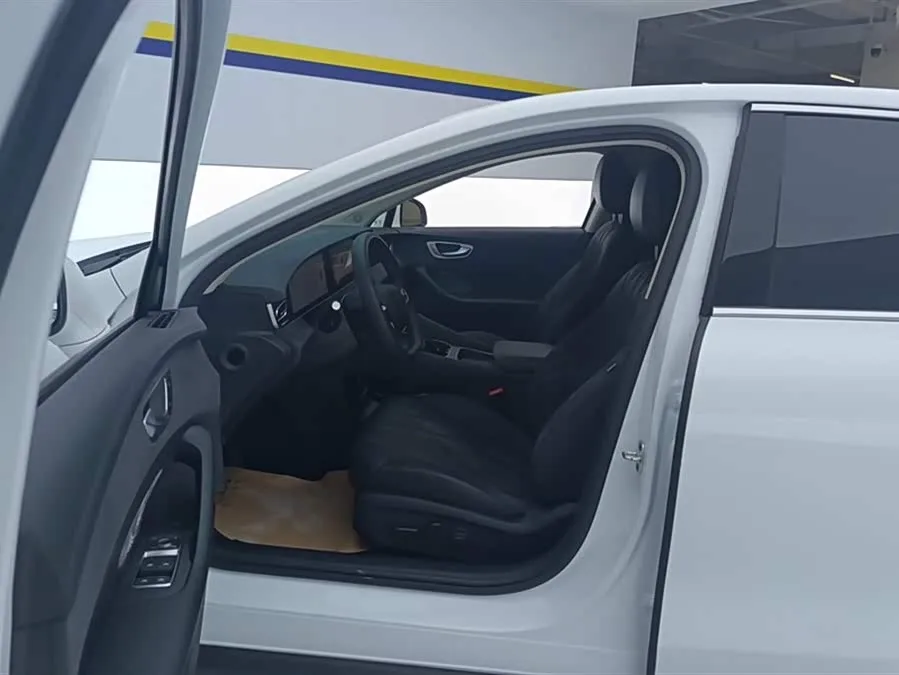 Roewe D7 Roewe D7 2023 DMH 125km Excellence Edition 2025 — миниатюра 3
