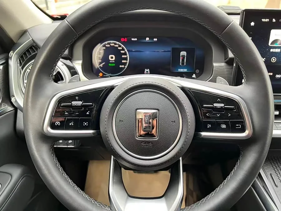Tank 400 Tank 400 2025 2.0T Explorer Edition 2026 — миниатюра 4