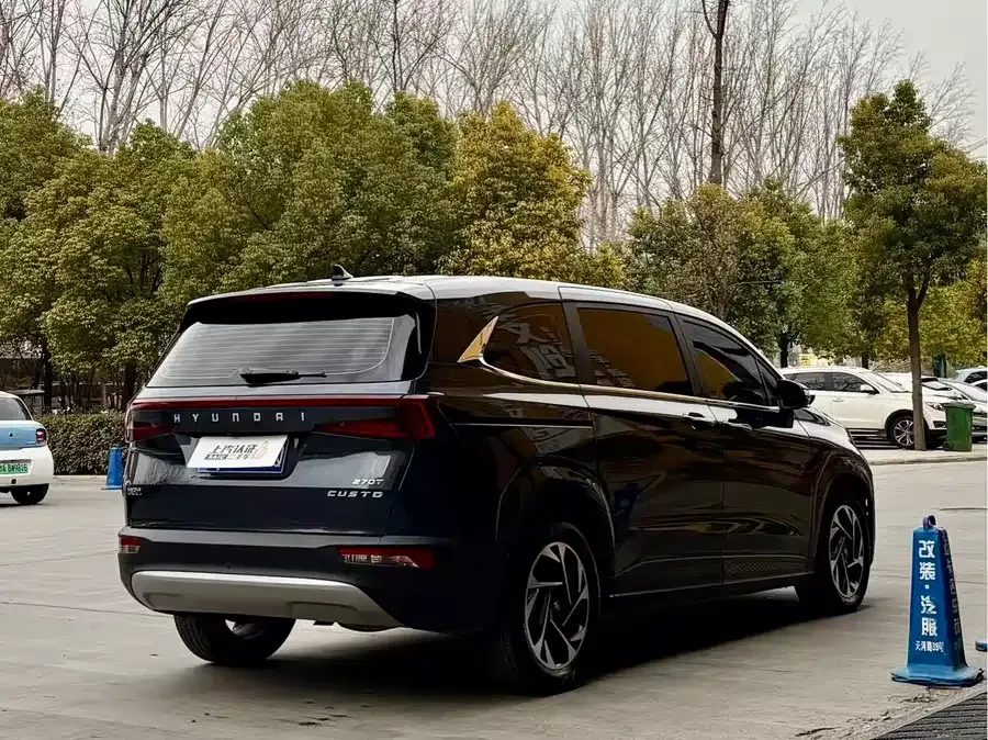 Hyundai Custo Kustu 2021 270TGDi Premium Edition LUX 2023 — миниатюра 4