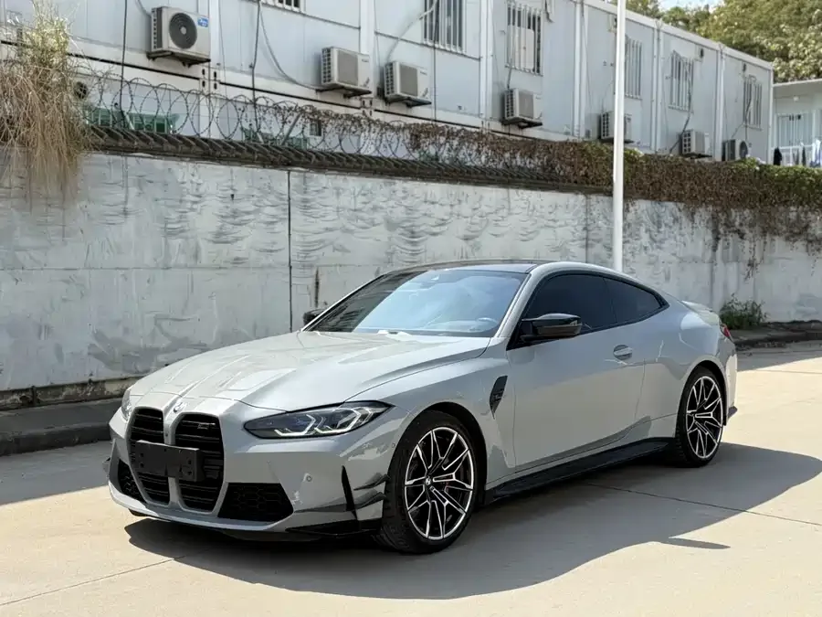 BMW M4 2022