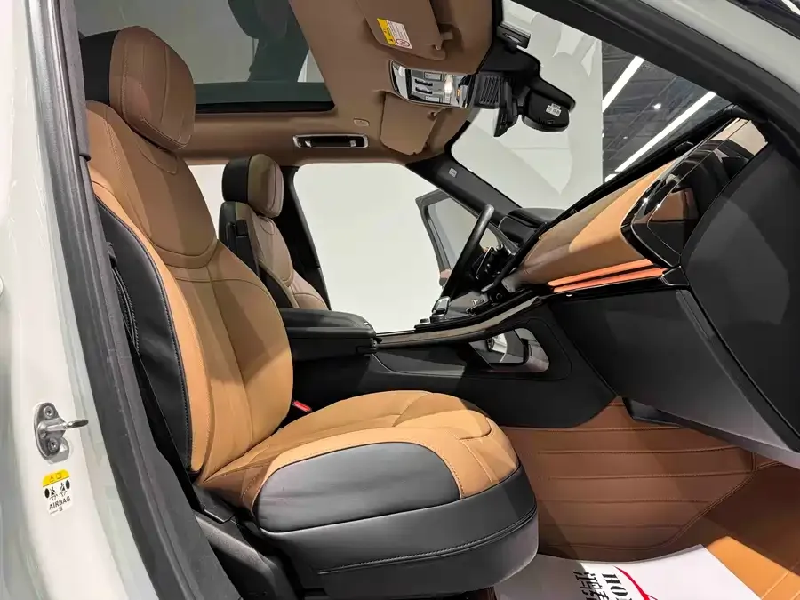 Land Rover Range Rover Sport Range Rover Sport 2023 400PS Dynamic SE 2024 — миниатюра 4