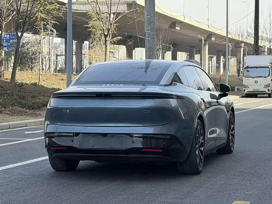 Zeekr 007 Zeekr 007 2024 rear-wheel drive enhanced version 75kWh 2024 — миниатюра 3