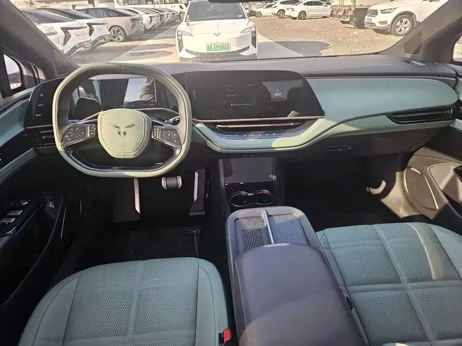 Hongqi EH7 Hongqi EH7 2024 760 Pro+ 4WD version 2024 — миниатюра 5
