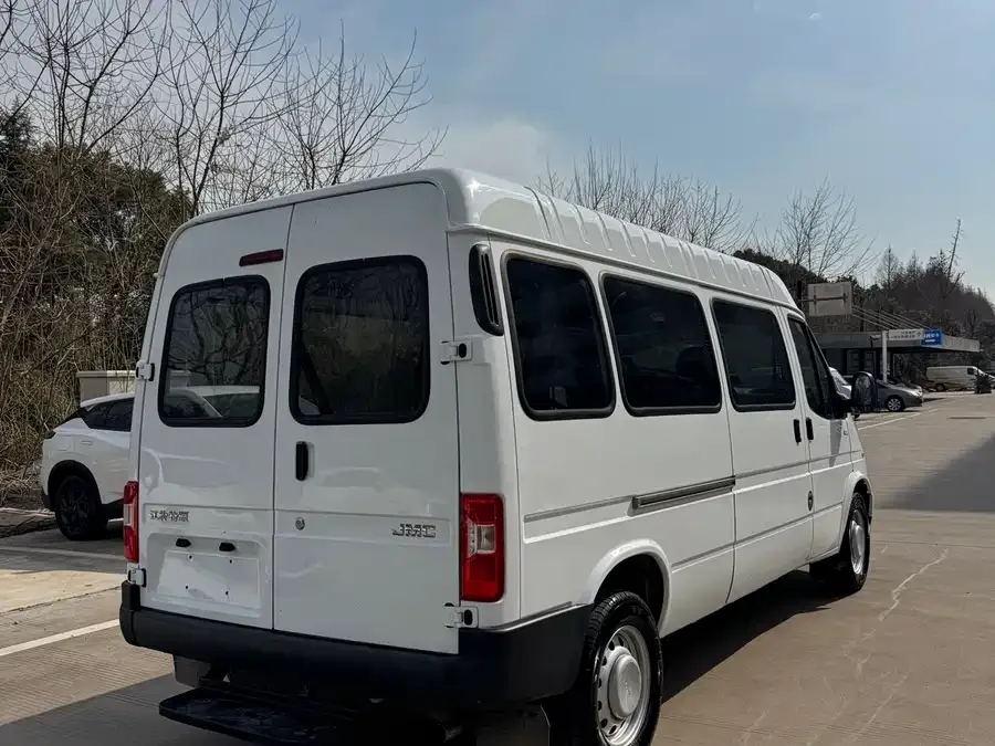 Jiangling special Teshun 2021 2.8T Space King Ordinary Model Long Axis Medium High Roof Rear Single Tire - 6-seater Diesel National VI JX493 2022 — миниатюра 4