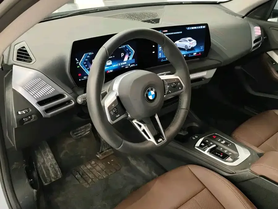 BMW 2 Series BMW 2 Series 2025 225L M Sports Package 2025 — миниатюра 2