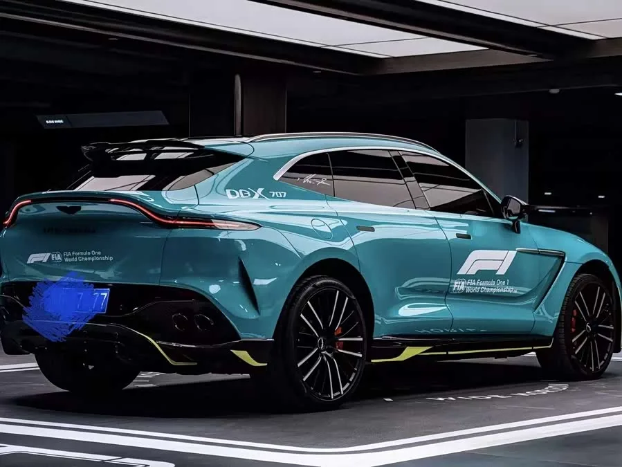 Aston Martin DBX 2021 4.0T V8 Silk Road Hong 2022 — миниатюра 2