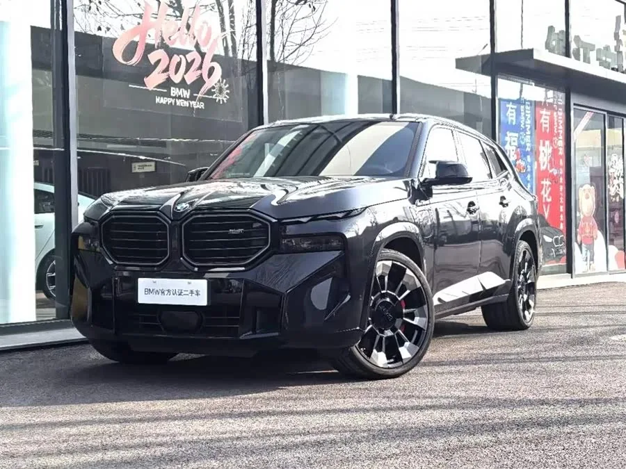BMW XM 2024