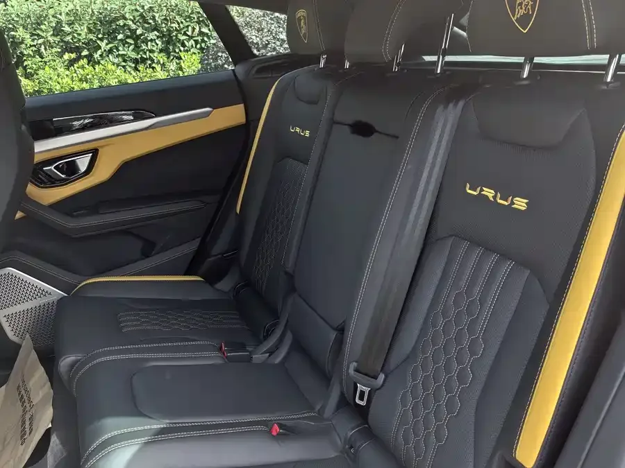 Lamborghini Urus Urus 2023 4.0T V8 S 2023 — миниатюра 2