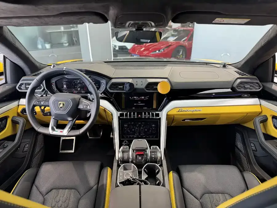 Lamborghini Urus Urus 2023 4.0T V8 S 2023 — миниатюра 3