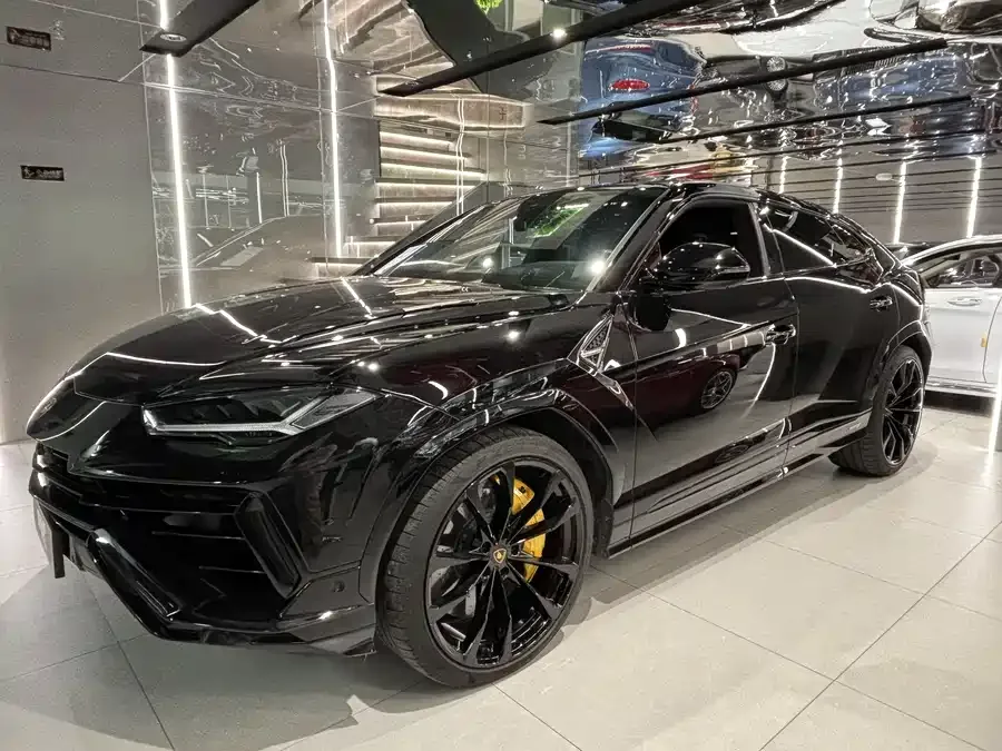 Lamborghini Urus 2023