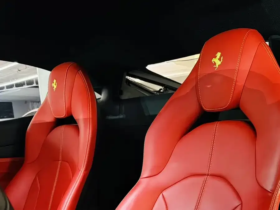 Ferrari F8 Ferrari F8 2019 Tributo 3.9T V8 2023 — миниатюра 3
