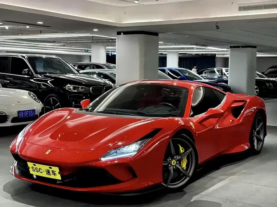 Ferrari F8 2023