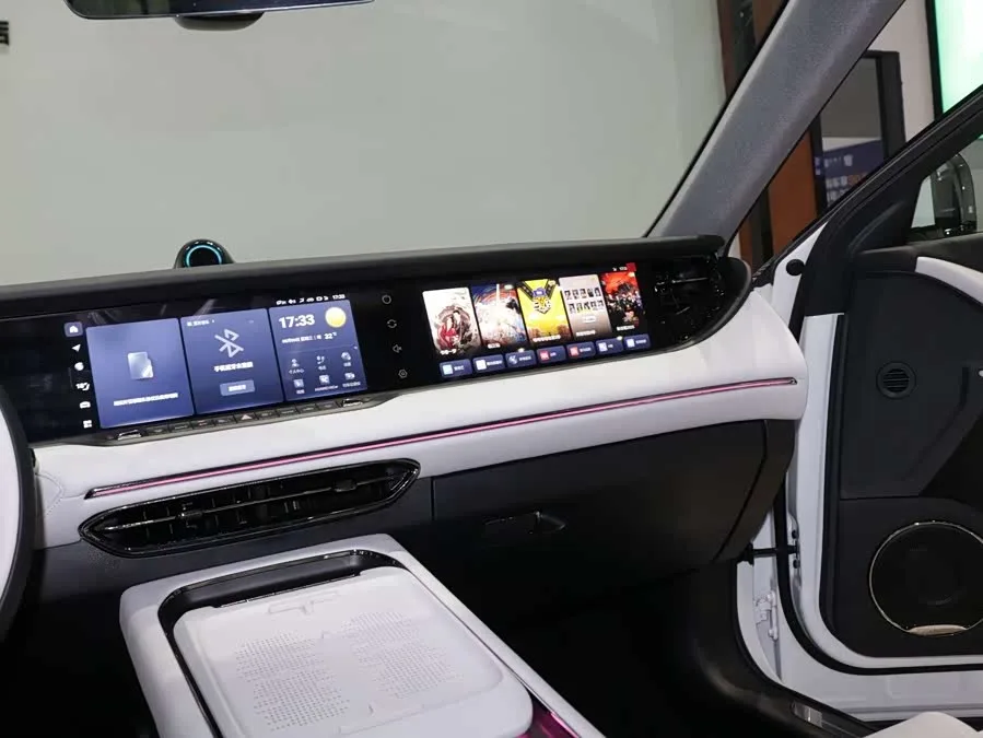 Voyah Lantu FREE VOYAH FREE 2025 318 318km RWD Touring Edition 2024 — миниатюра 4