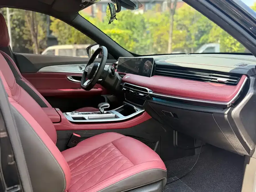 Jetour X70 Plus JETOUR X70 PLUS 2023 1.5T DCT Brave PLUS 7-seater 2023 — миниатюра 5