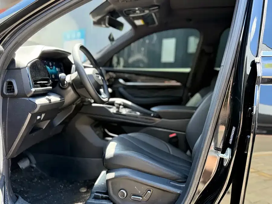 Geely Monjaro Xingyue L 2023 2.0TD High Power Automatic 2WD Flagship Model 2024 — миниатюра 5