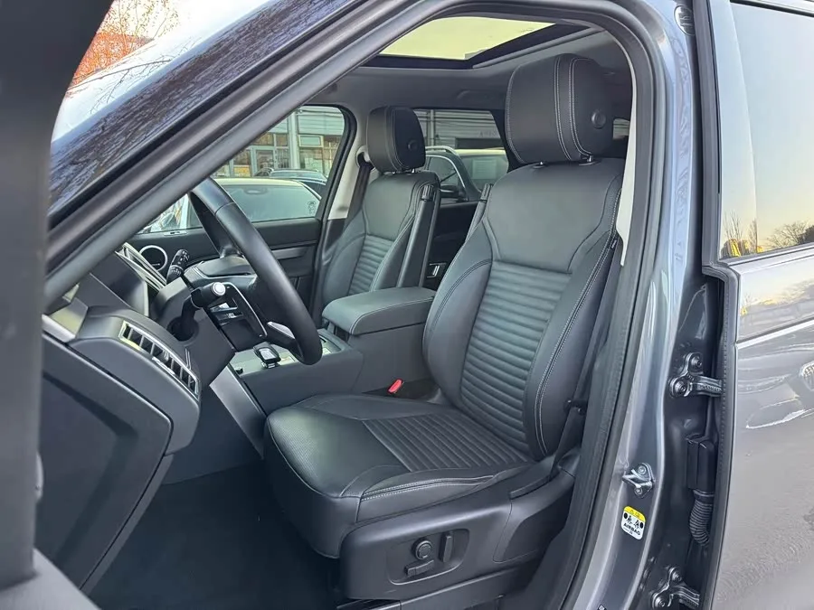 Land Rover finds 2023 facelift 360PS R-Dynamic S spotted 2023 — миниатюра 3