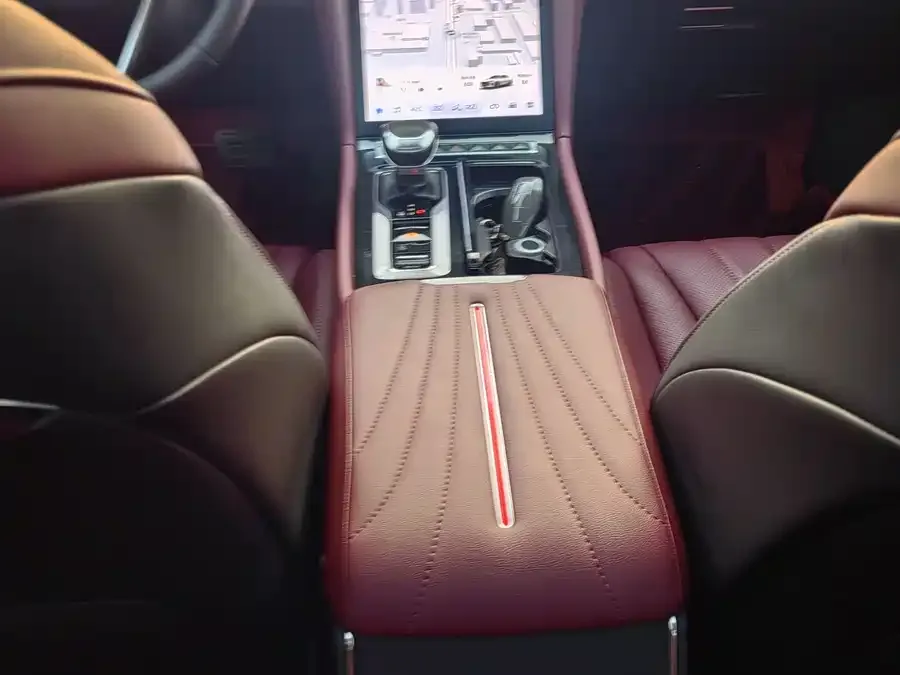 Hongqi H5 Hongqi H5 2023 1.5T DCT Zhilian Qiyun Edition 2023 — миниатюра 3