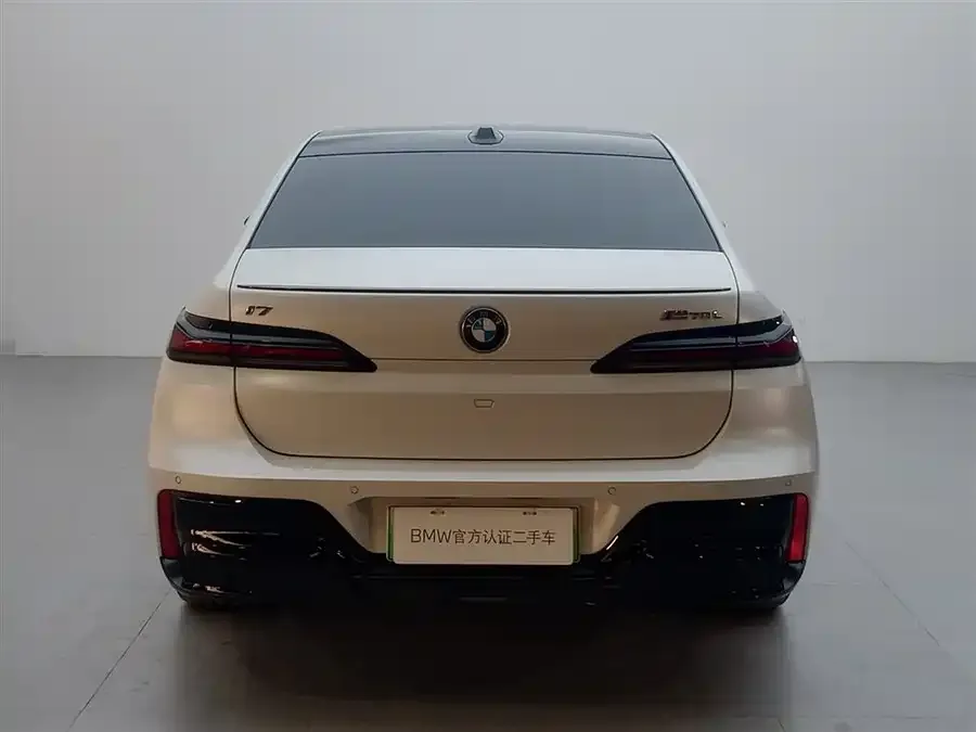 BMW i7 M70L 2023 M70L 2025 — миниатюра 2