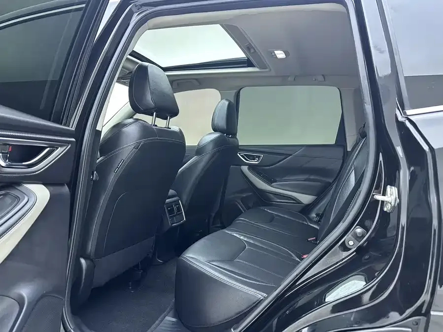 Subaru Forester Forester 2022 2.0i AWD Luxury Edition EyeSight 2022 — миниатюра 3