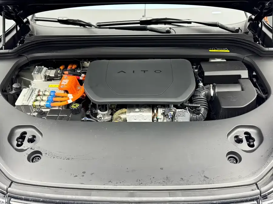 AITO M9 M9 2024 Extended Range Ultra Edition 52kWh 6-seater Edition 2025 — миниатюра 3